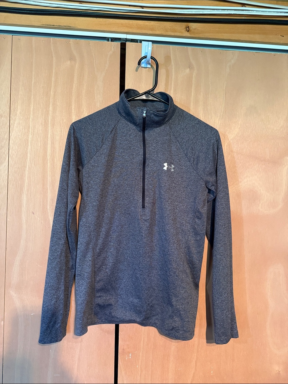 Under Armour Charcoal Heather Quarter-Zip Performance Top women’s small - Picture 1 of 5